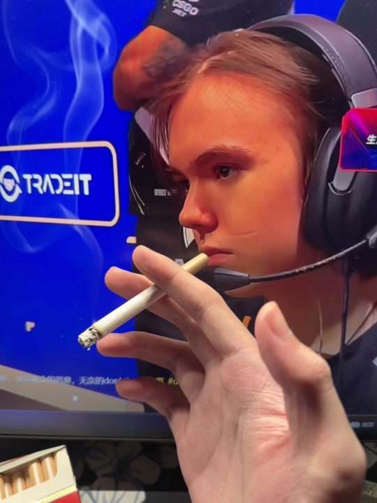 FURIA Esports 签下 krizzeN 担任助理教练