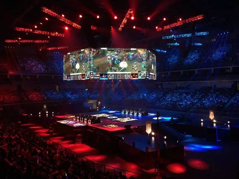 LPL夏季赛W6D5：LGD挑战JDG，BLG保持Xun首发正面对决TES