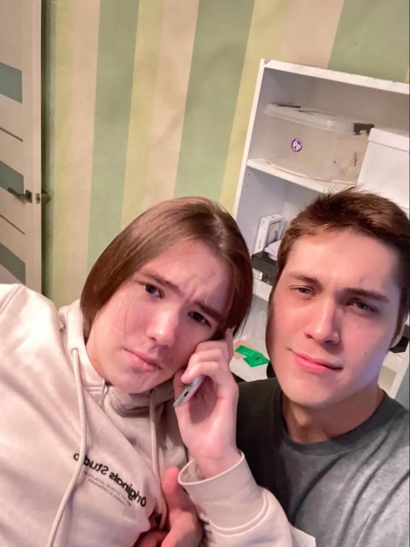 EDward Gaming 官方：中路选手 Cryin 正式离队，衷心祝愿未来一切顺利