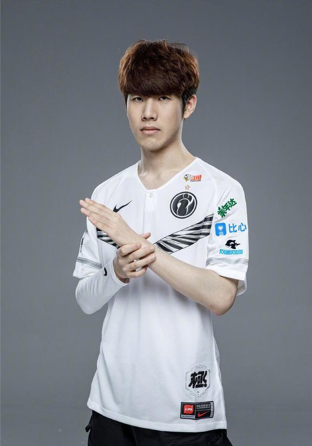 安娜·唐伦透露VALORANT中的重播功能日期和Tejo削弱